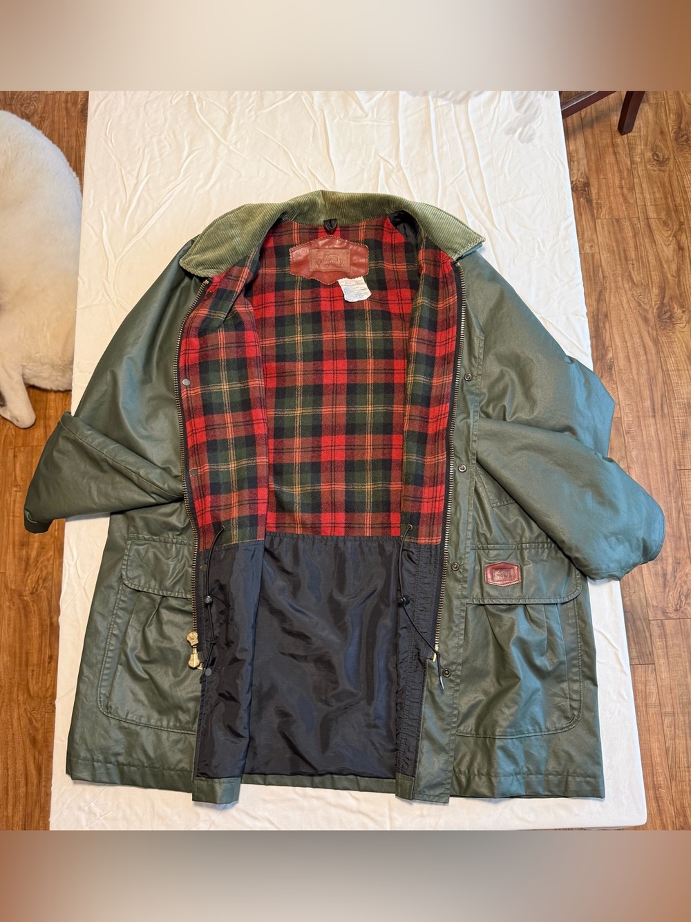 Woolrich Vintage Mens XL Waxed Cotton Barn Jacket Green Corduroy Collar USA